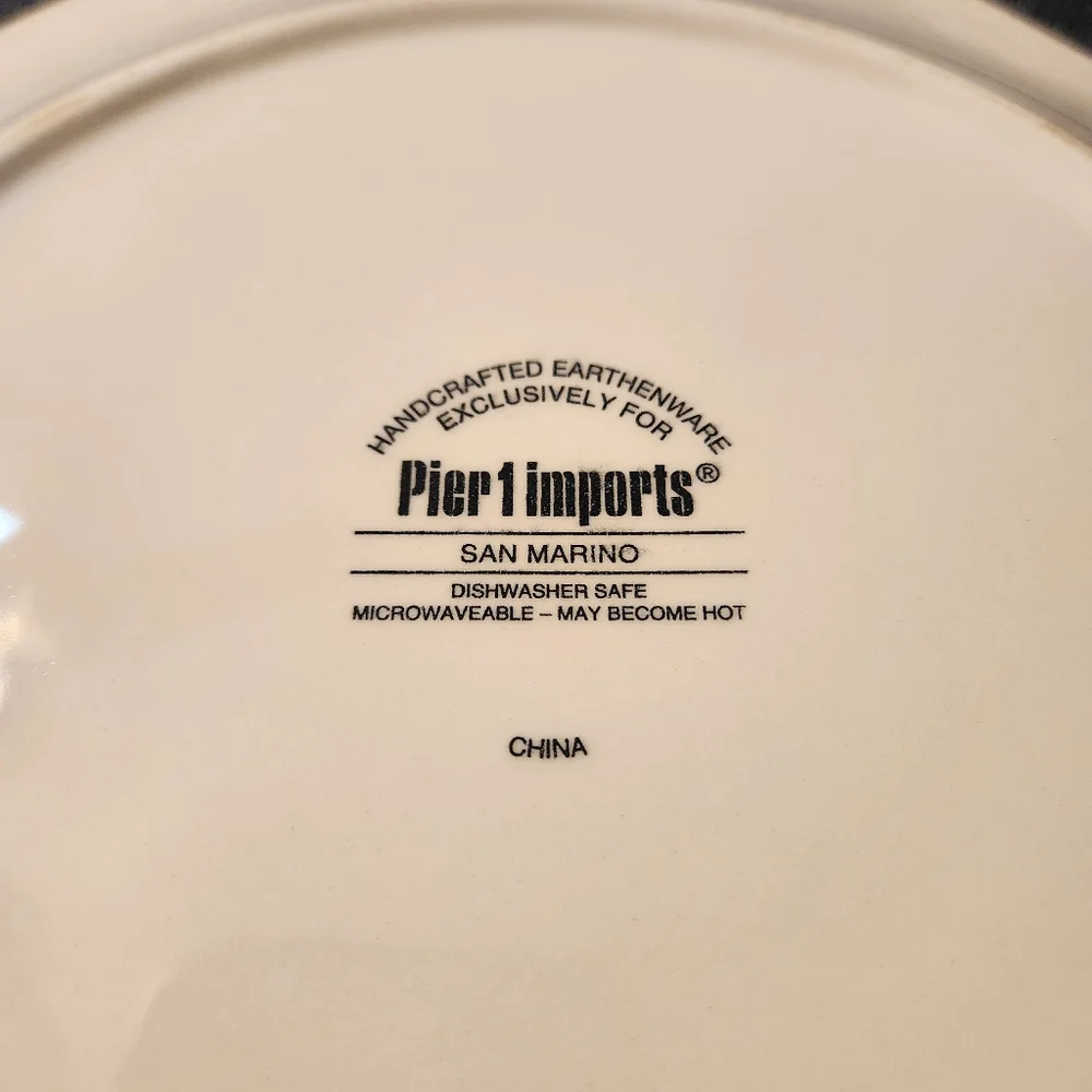 San Marino by Pier 1 Dinner Plate 11 inches.